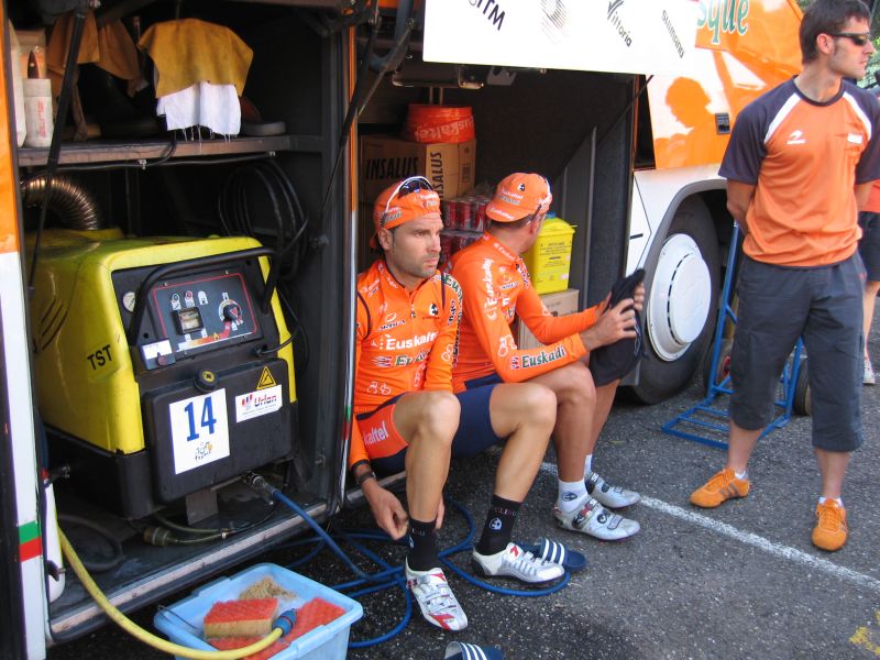gal/Les_coureurs_au_depart_a_Strasbourg/Tour de France 2006 006.jpg